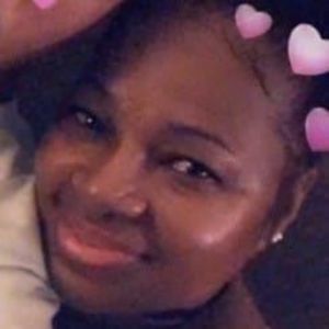 Meet your Posher, Clementine